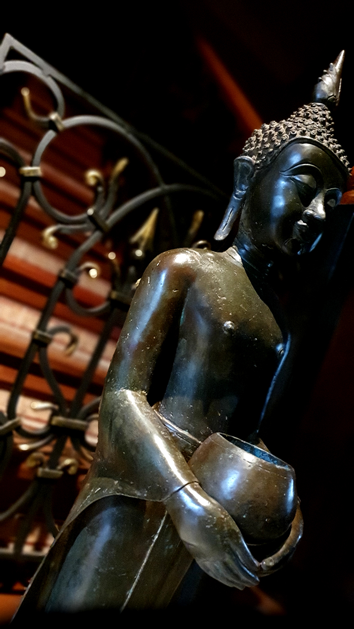 Extremely Rare Early 18C Bronze Chiangsang Buddha # CH1